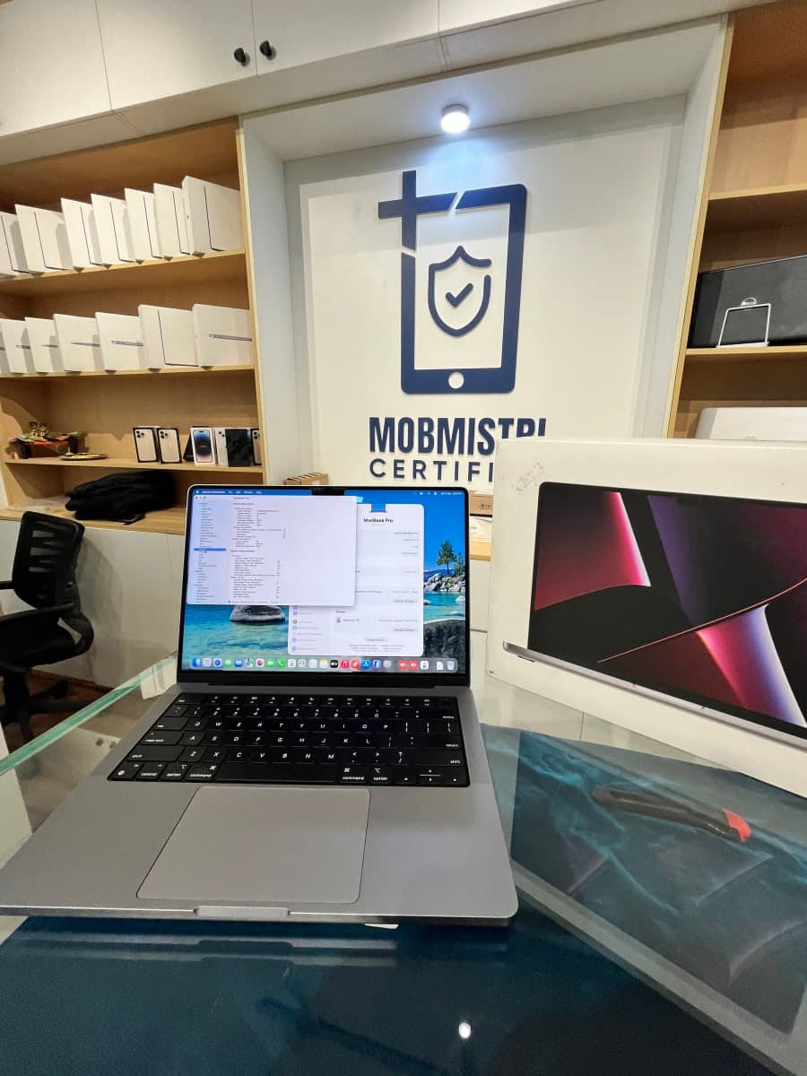 Macbook Pro M2 Pro 14"(Open Box)