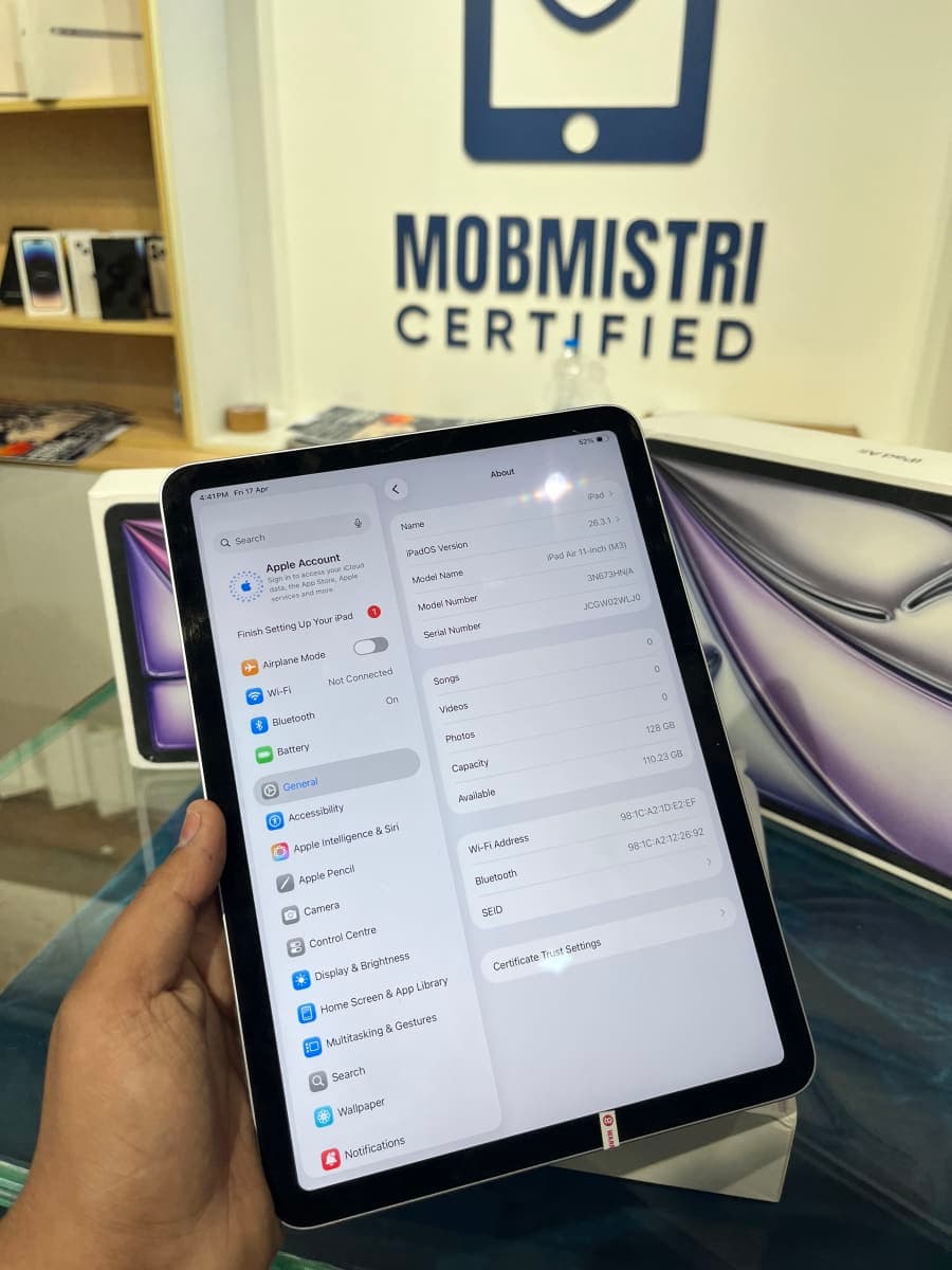 iPad Air M3 11" 8-Core CPU 9-Core GPU 128GB Open Box